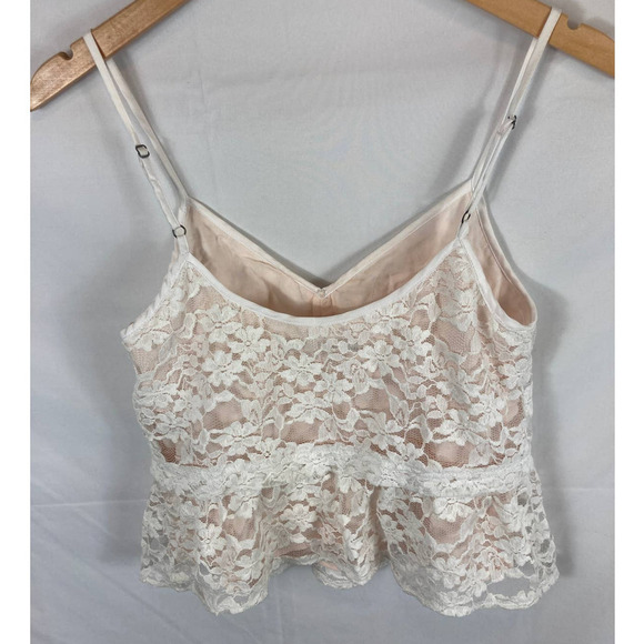 Abercombie & Fitch Lace V Neck Top Size Small - Picture 6 of 6